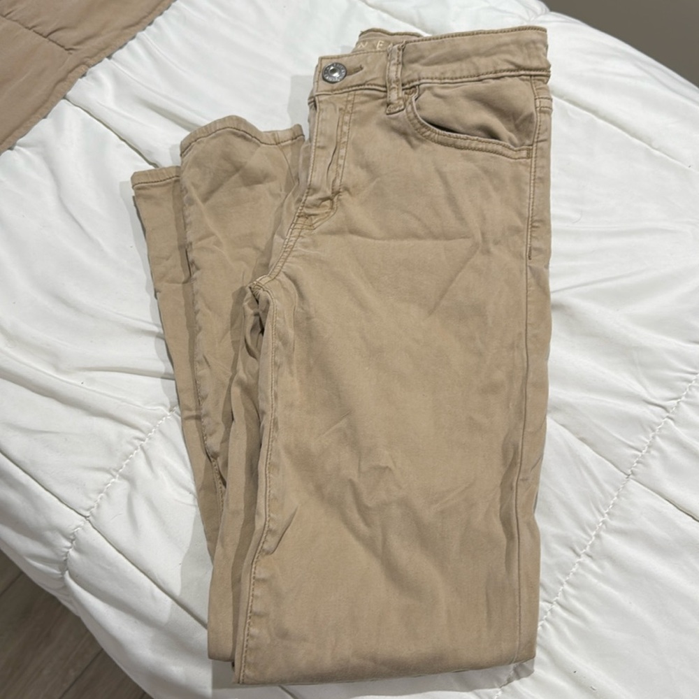 Like new, size 4 American eagle stretch jeggings